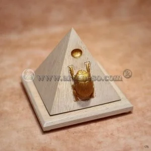 Pyramidion Khepra Disque Solaire Peint ©